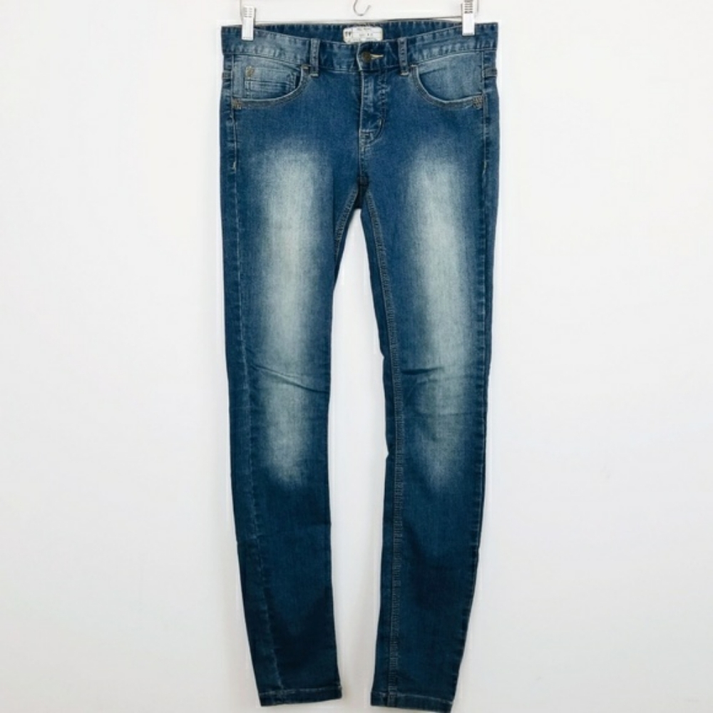 Free People Medium Wash Skinny Jeans | Sz 27